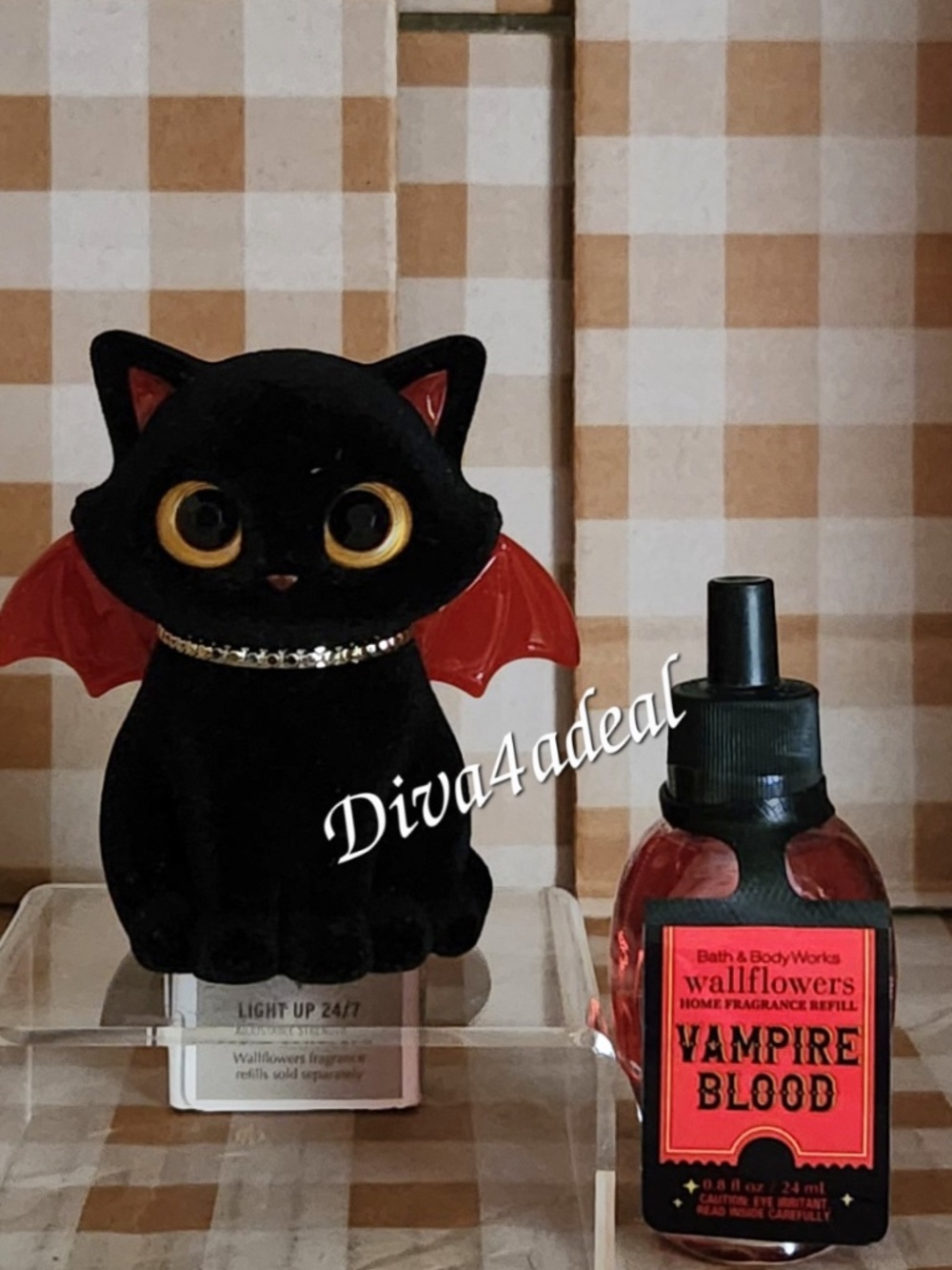 Bath & Body Works SPOOKY KITTY Nightlight Wallflower Plug & Refill Bundle